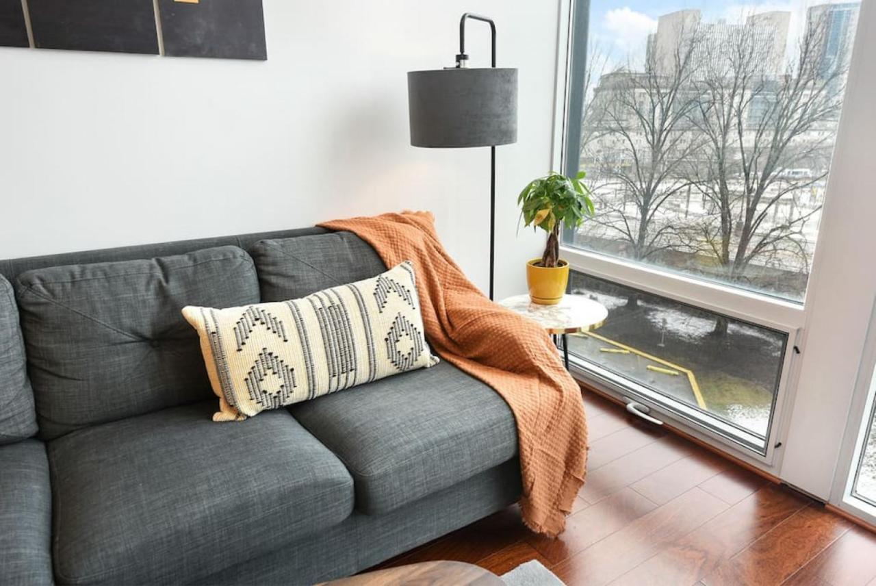 Hostwise Stays - The Washington At Chatham - Free Parking, Private Gym, Skyline Views! Pittsburgh Buitenkant foto